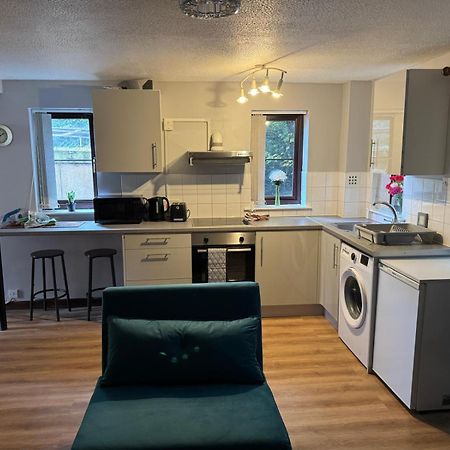 One Bed Ground Floor Flat Next To The Train Station Apartment Amersham Luaran gambar